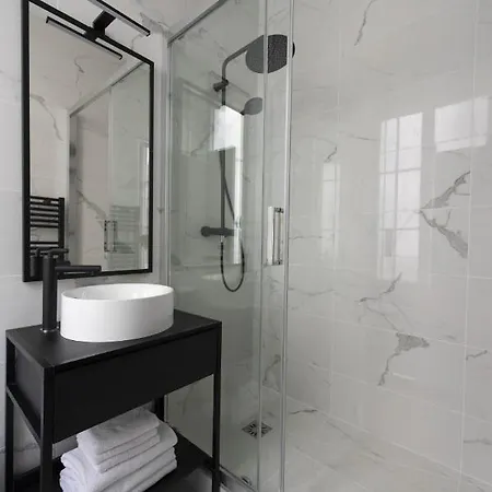 Time Line Apartament
