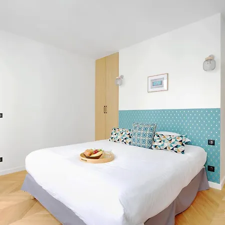 Cmg Republique Ii - Rue Beranger * פריז