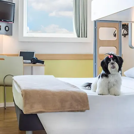 Ibis Budget La 19eme Hotel Paříž