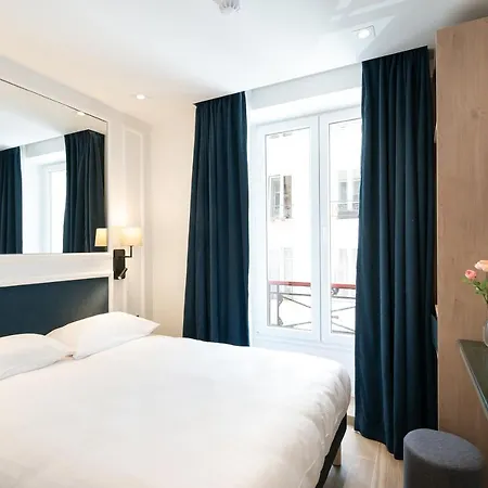 Au Coeur Des Arts Et Metiers Hotel 3*