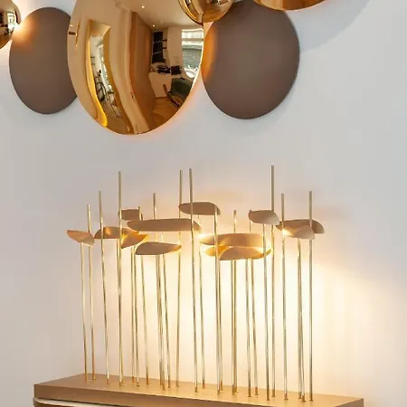 Au Coeur Des Arts Et Metiers Hotel 3*