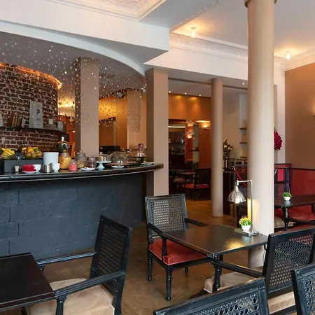Le 123 Elysees - Astotel Ξενοδοχείο 4*