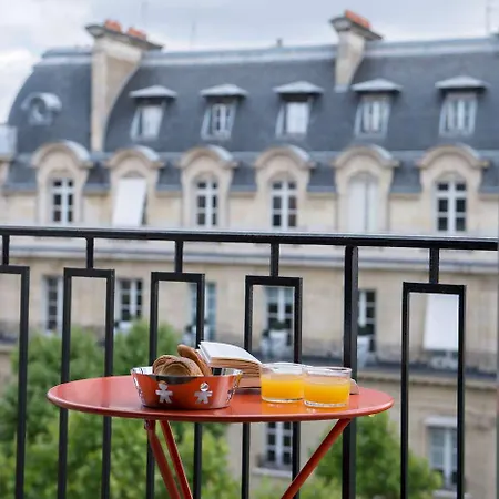 Helzear Champs-elysees 4* Paris