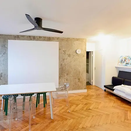 Apt In Height On The Canal View On All Apartment *