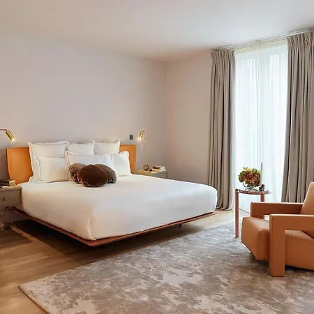 Lägenhetshotell De Pourtales 5*