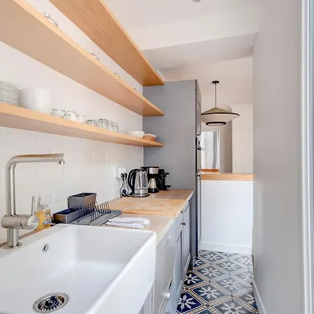 Apartment Joli Atypique Dans Le 15eme *