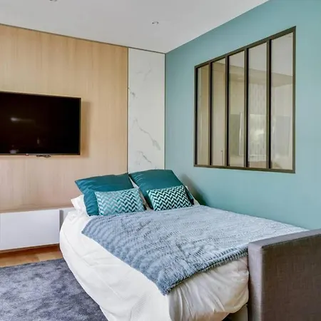 Apartment Luxury Republique