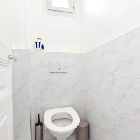 Apartment Cmg Menilmontant Paris