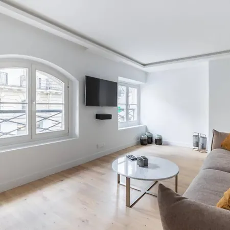 Hsh Invalides-palais Bourbon Luxueux 4p *