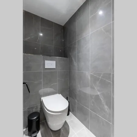 Apartamento Hsh Invalides-palais Bourbon Luxueux 4p París