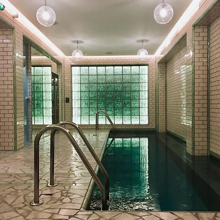 Le Ballu 5* Paris
