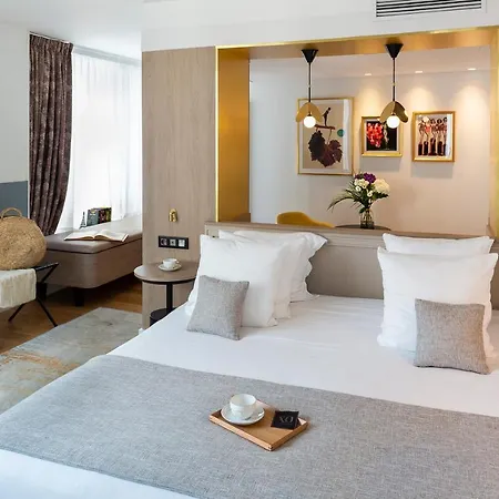 Hotel Xo 4*