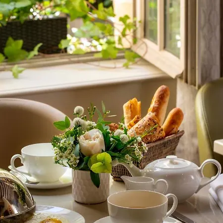 Hotel D'aubusson Paryż