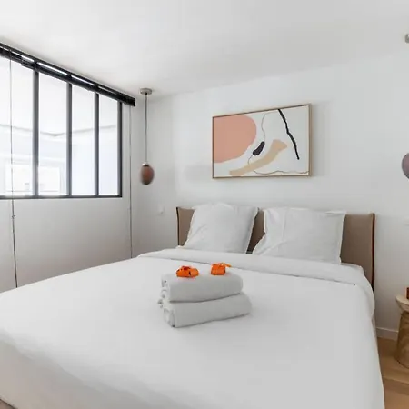 Hsh Invalides-palais Bourbon Luxueux 4p Apartment Paris