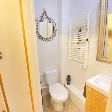 Apartment Beautiful Flat In Montorgueil, Free Parking Paris