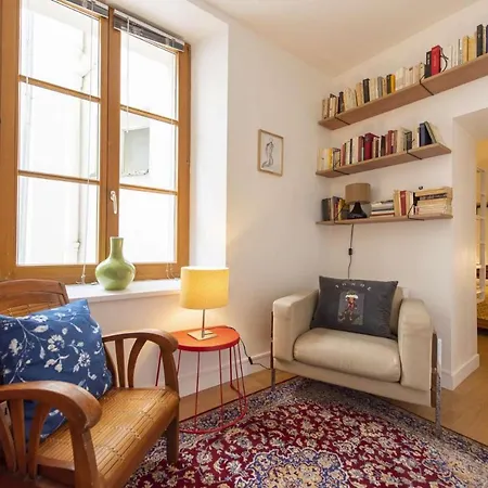 Apartment Pre-vert Paris