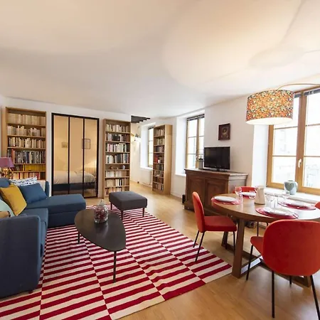 Apartment Pre-vert Paris