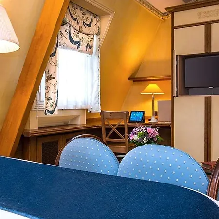 Hotel Gavarni Parigi