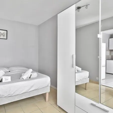 Modern Flat On Courtyard At The Heart Of Close To Bnf - Welkeys * Paris