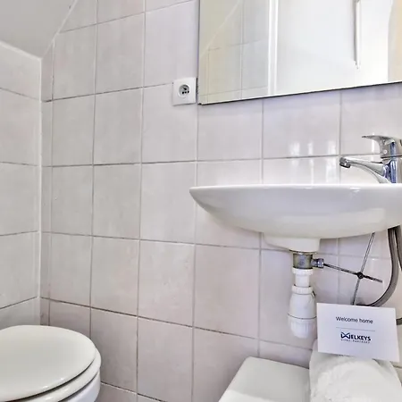 Apartment Modern Flat On Courtyard At The Heart Of Close To Bnf - Welkeys