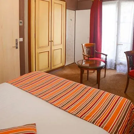 Elsa, Hotell