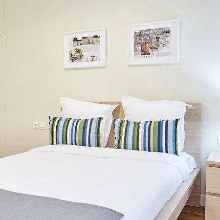 Nice 2 Bedroom Near Bastille Paris