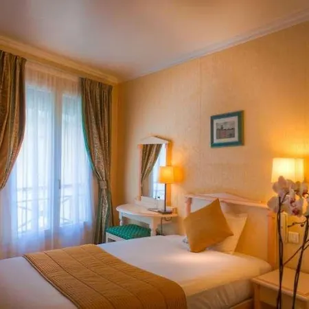 Louvre Sainte Anne 3*