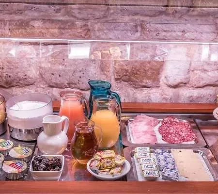 호텔 루브르 세인트 앤 3*
