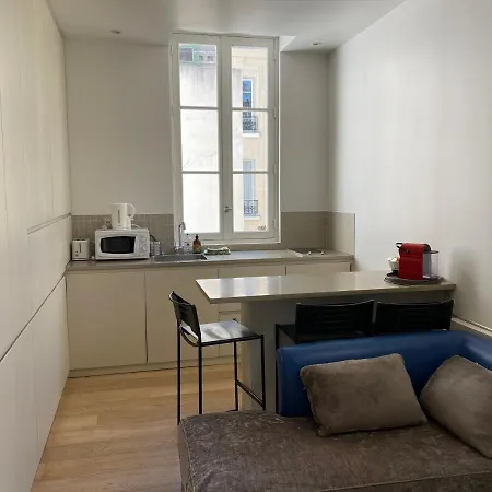 Renovated 1Br Next To The Eiffel Tower Apartment *