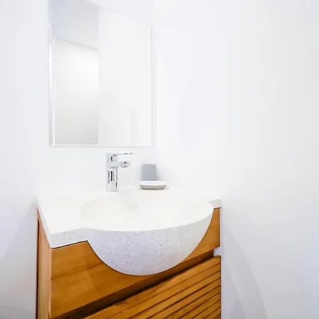Quartier Montmartresaint Lazarelafayette Apartment