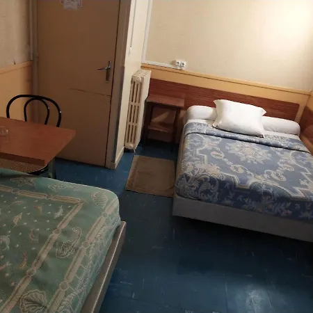A La Pinte Du Nord Hotel