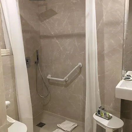 Hotel Louvre Sainte Anne