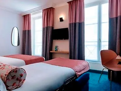 Leonardo Boutique Opera Hotel 4*