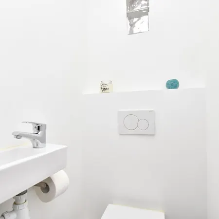 Cozy 2br-6p - Royal Palace-lo Museum Apartment *