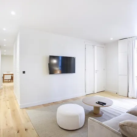 Apartamento In The Center Of By Prestige