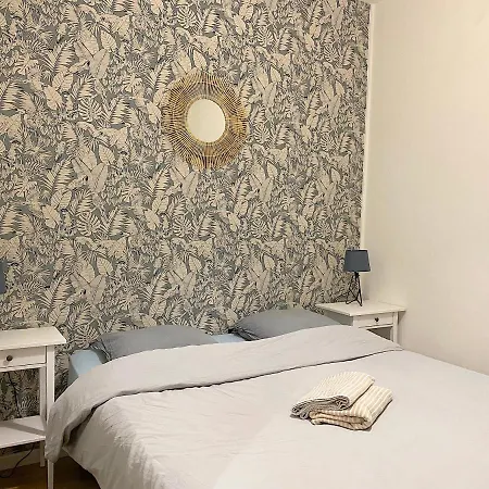 Apartamento Nice 1 Bedroom Of 26m2 - Lively Area