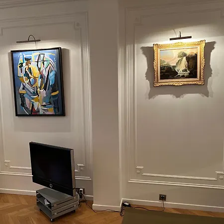 Raynouard Apartment
