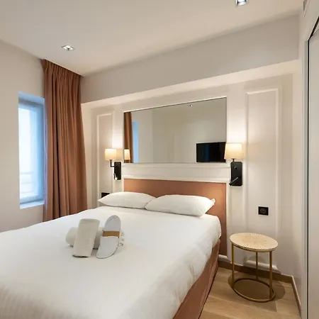 Au Coeur De Republique 3* Paris
