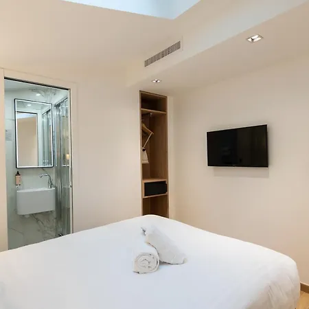 Au Coeur De Republique Hotel