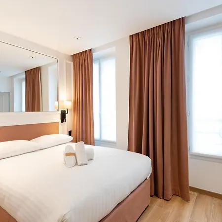 Hotel Au Coeur De Republique Paris