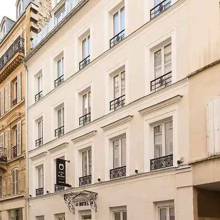 Hotel Au Coeur De Republique 3*