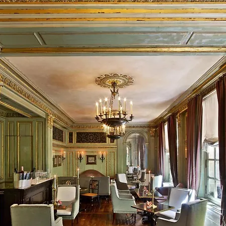 Le Dokhan's Arc De Triomphe, A Tribute Portfolio 5*