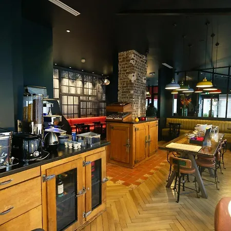 Clarisse Hotel 3*