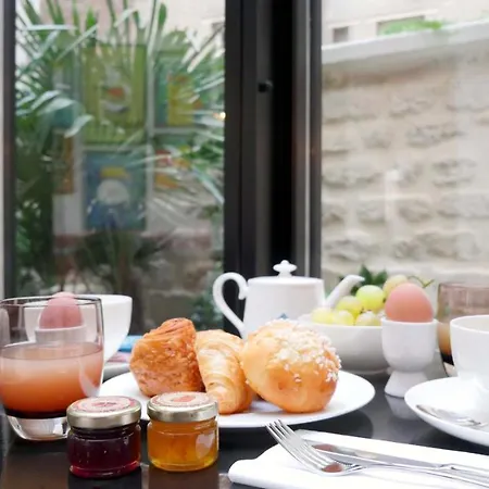 Moderniste Hotel 4*