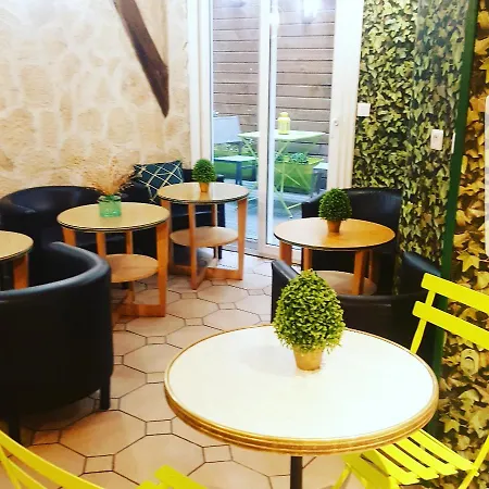 Opera Dieppe Hotell
