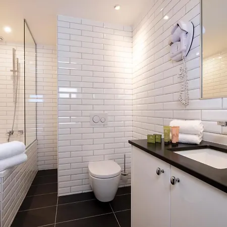 Pavillon Monceau 3*