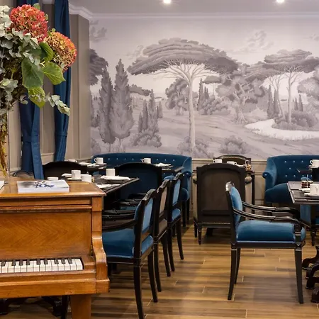 Hotel Pavillon Monceau 3*