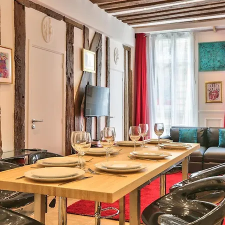 Appartement 68 - The Rolling Stones Flat Paris