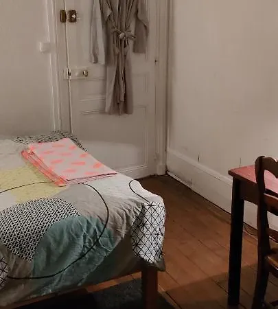 Private Iii For 1 Person Maximum In Our Family In 10, Near La Gare Du Nord