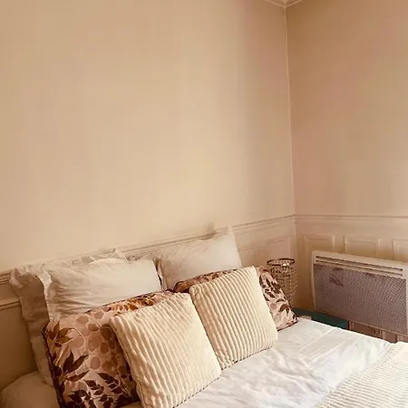 11 Voltaire : Apt 40m2-3p Chaleureux Et Cosy *